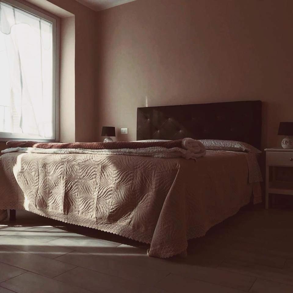 700Enolocanda Santa Giuletta Екстериор снимка