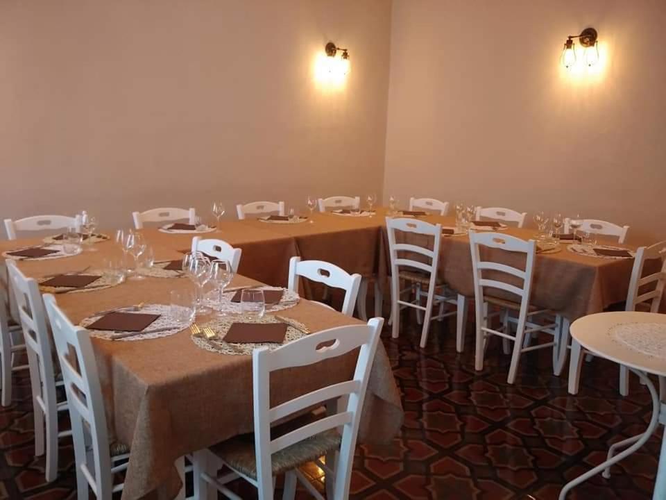 700Enolocanda Santa Giuletta Екстериор снимка